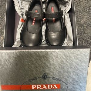 Prada Toddler girl size 7 leather shoes